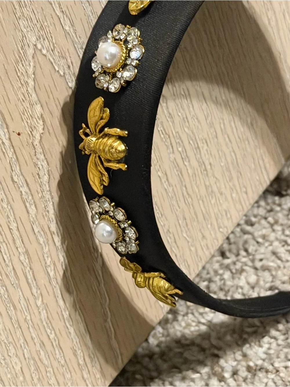 N/A elegant black
